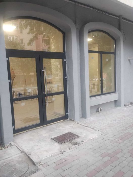 Spațiu comercial de închiriat