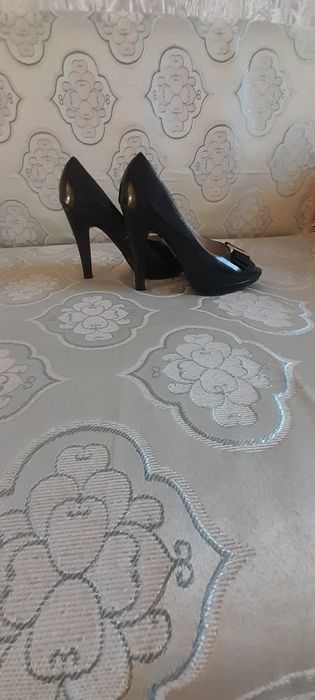 Продам туфли недорого