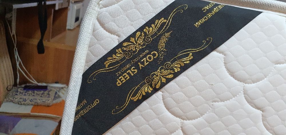 Продам матрас в отличном состоянии