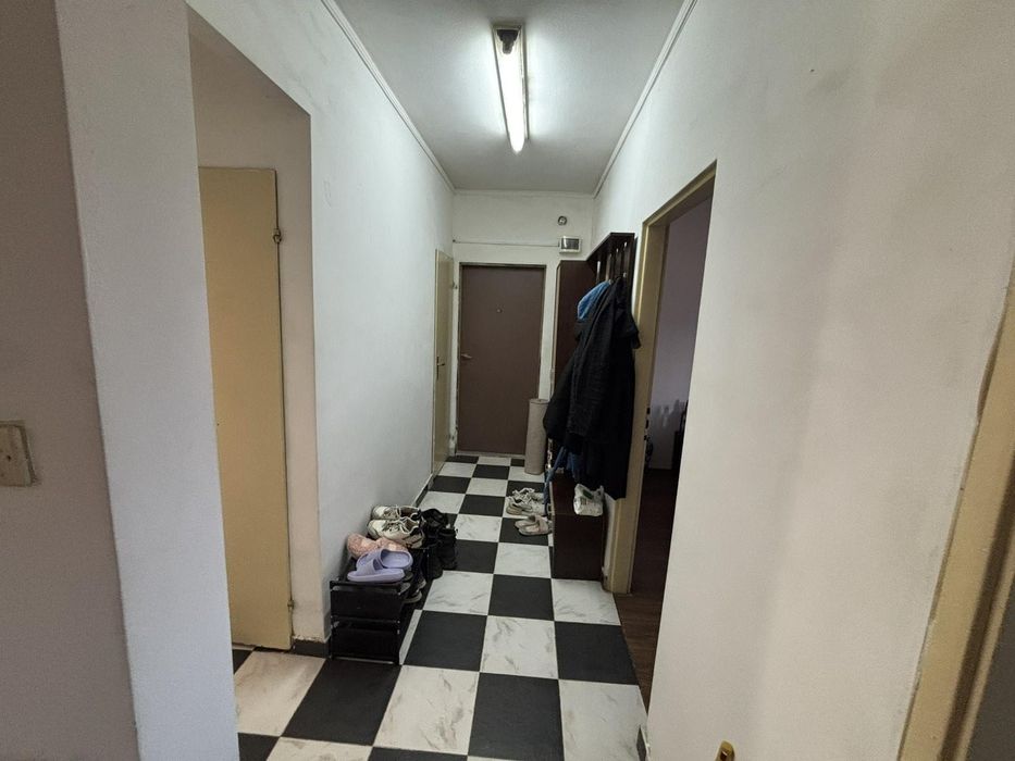 Продава се Тристаен апартамент в София, Левски - 83 кв.м за 2290 €/кв.м - Снимка #3