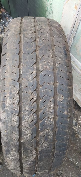 Продам шины в хорошем состояние