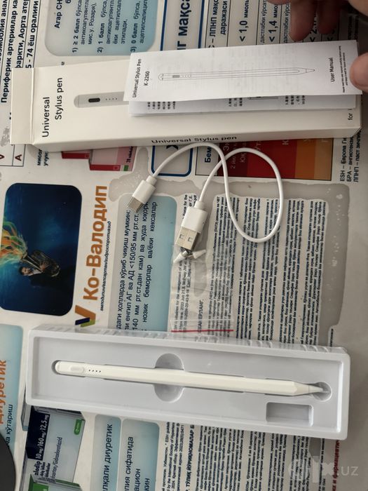 Apple pencil USB-C (orginal bilan birga bir)