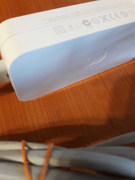 Alimentator APPLE original model 1202, 12V-1,8A