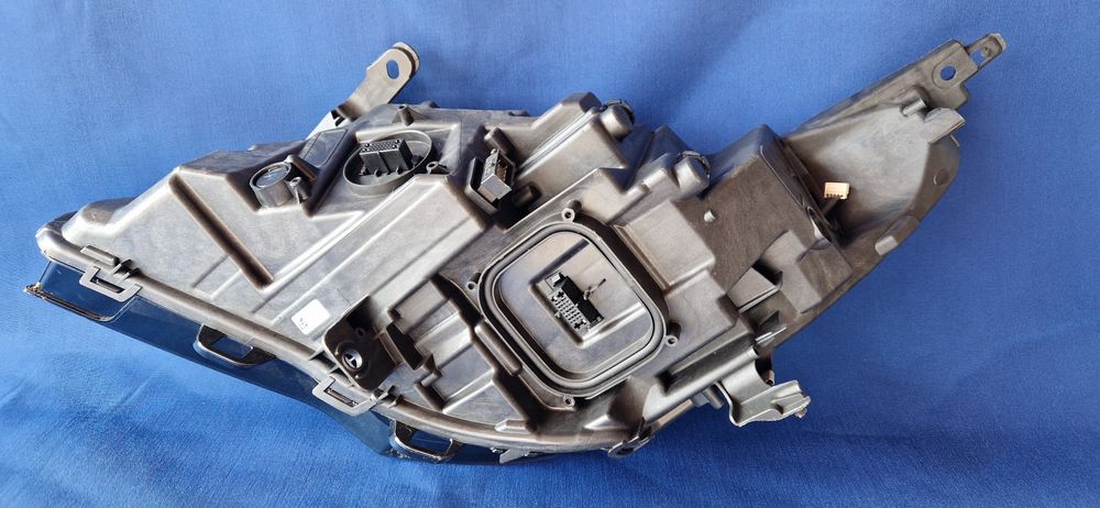 Far dreapta Opel Astra K FULL LED