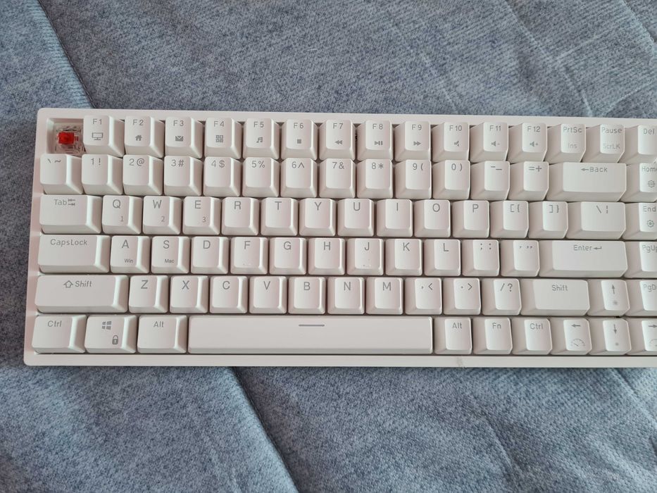 Mеханична клавиатура Royal Kludge 84 (RK84) 75% RGB безжична с HotSwap