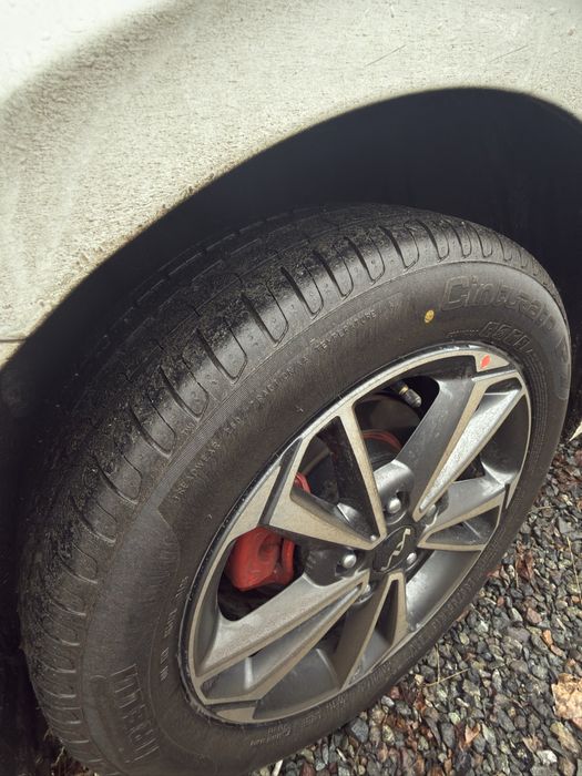 Комплект летних шин состояние как новая 205/55/16 шина без диска резин