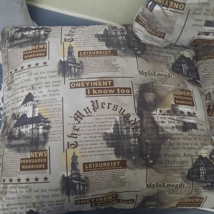 Подушки на диван 2500