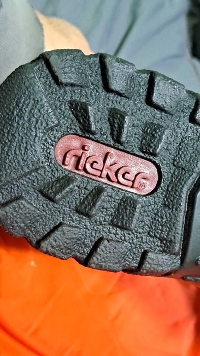 Gabor,ThinkTimberlandKamik,rieker,BALLY,GEOX,CAMEL,UGG,CAT