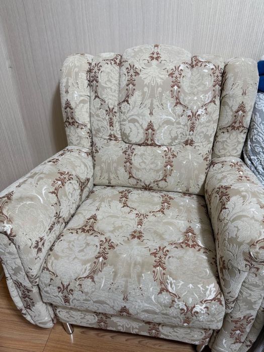 Отдам мягкий уголок