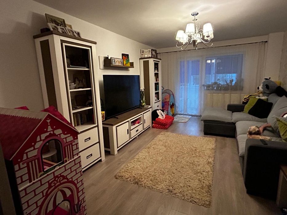 Ramnicu Valcea Kaufland  3 decomandate 97500 euro