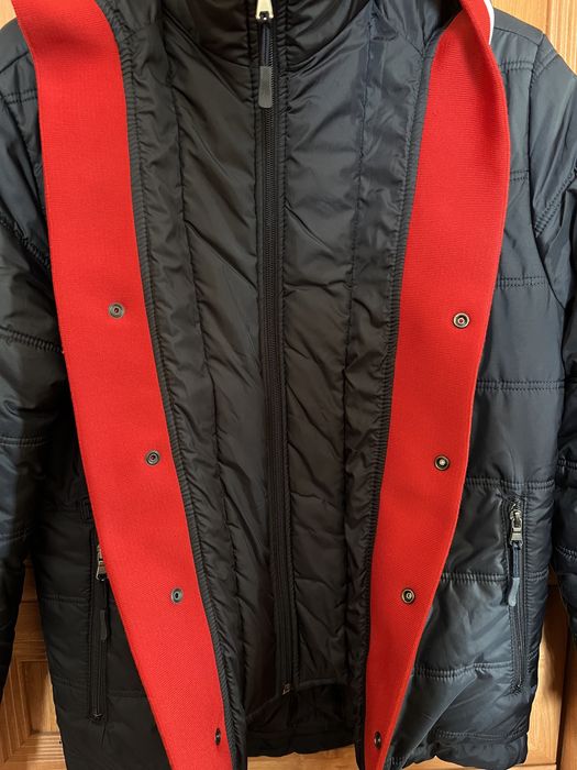 Продам куртку на мальчика