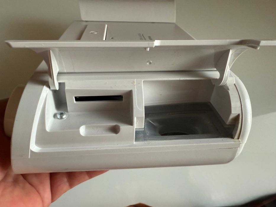 Aparat apnee Philips respironics dreamstation cu aplicatie pe telefon