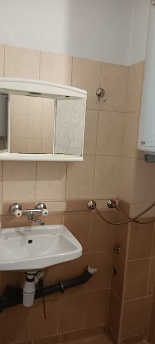 Дава се под наем Двустаен апартамент в Карлово - 57 кв.м за 178.5 € - Снимка #7