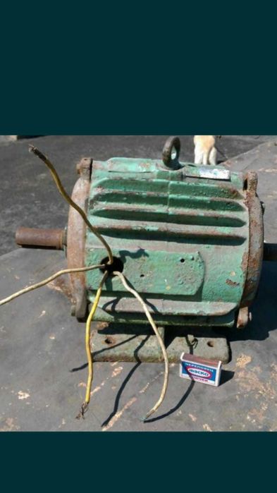 Электро моторы Продам