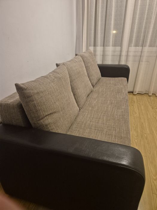Vand canapea 3 locuri extensibila