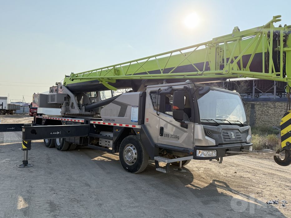 Zoomlion 25T A 2024 yil