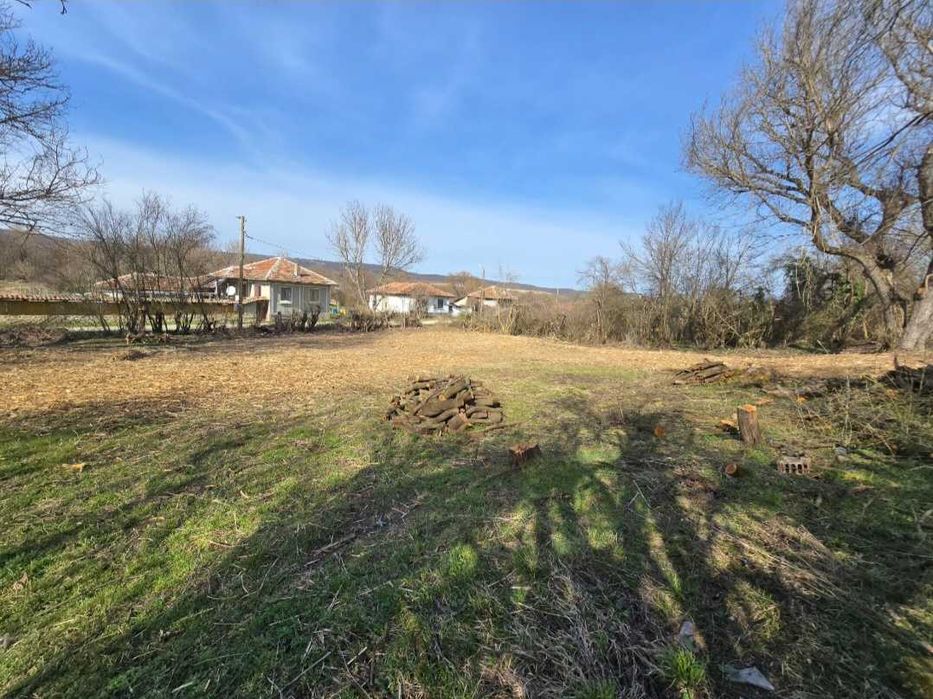 Продава се Парцел в с. Къпиново, Област Велико Търново - 900 кв.м за 12 €/кв.м - Снимка #3