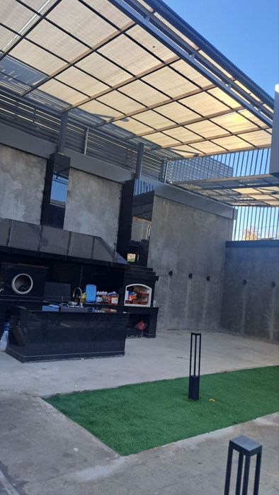 Бассейн и Сауна сифатли 0 дан куриб битказиб берамиз