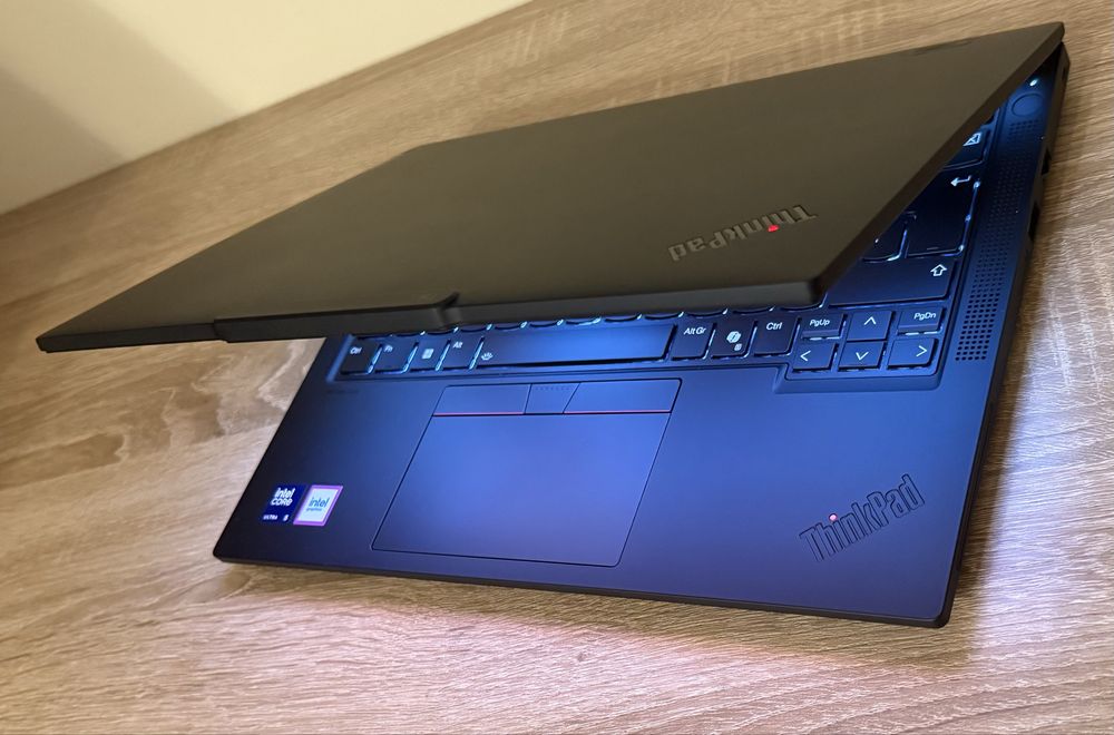 Lenovo Thinkpad T14 Gen5 Ultra 5 125U 512GB 16GB ! Touch CA NOU !