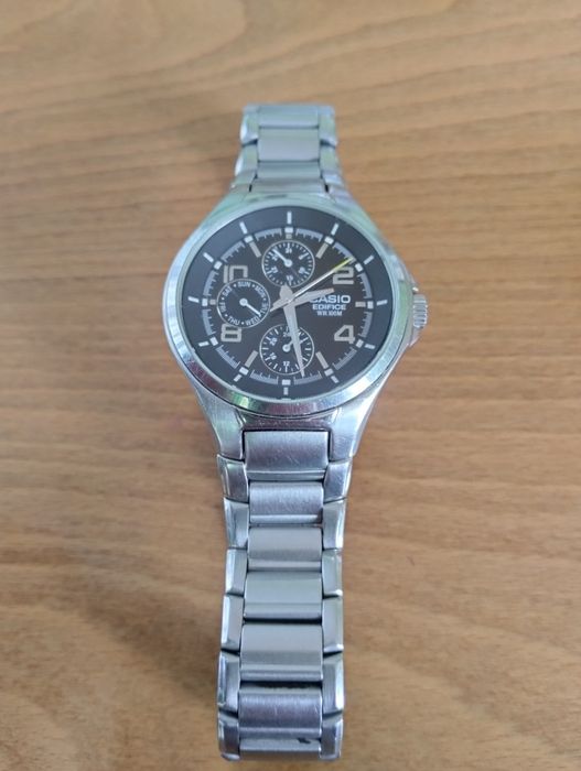 Часовник Casio Edifice