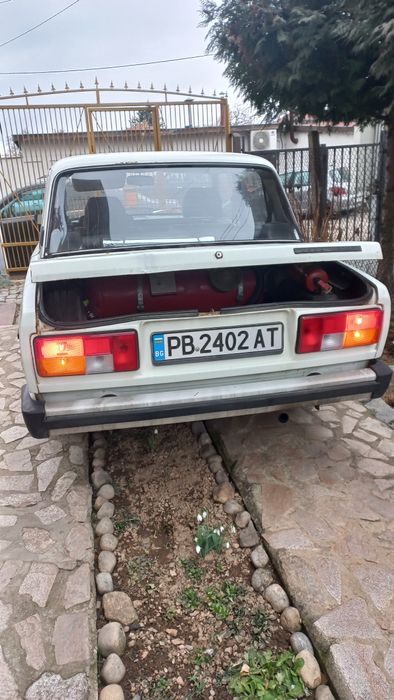 Лада 2105 гаражна