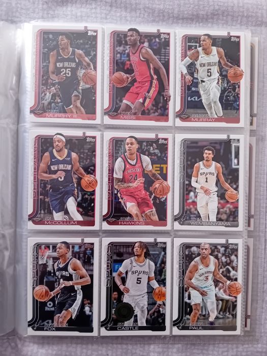 Vand cartonase set  base colectie Topps NBA 2025-2026