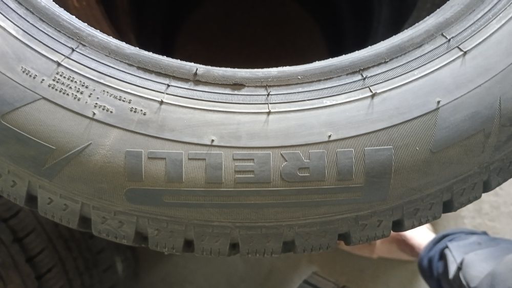 Зимние шины Perelli 185.60.R15