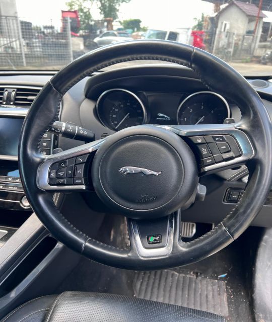 Dezmembrez Jaguar F-Pace 1 [2016 - 2020] Crossover 2.0 T D AT AWD (18