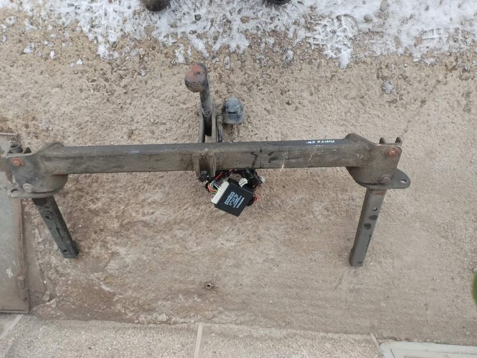 Теглич за Fiat Punto