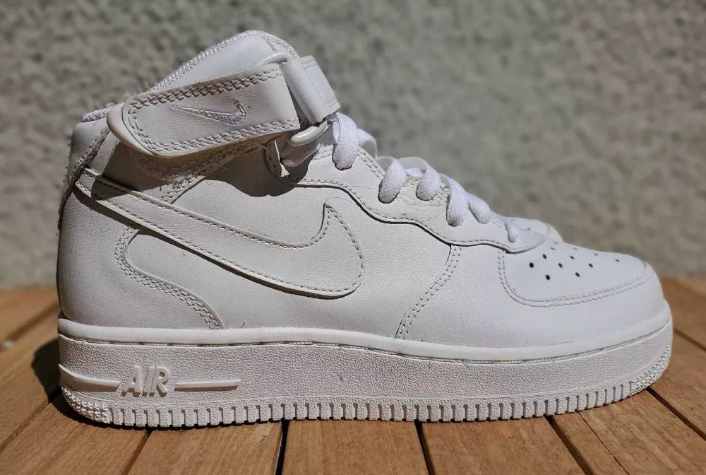 Adidasi Nike Air Force 1 TRiple White Mid