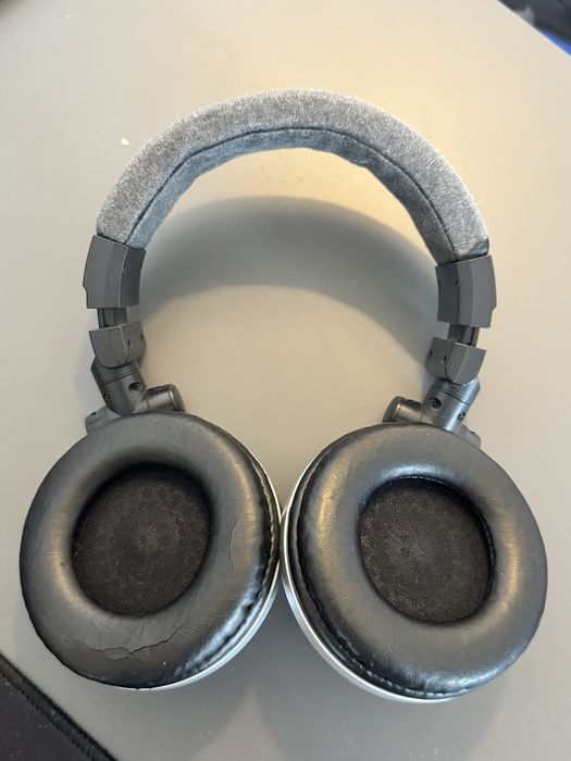 Căști Audio-Technica ATH-PRO700 MK2 - Sunet DJ impecabil