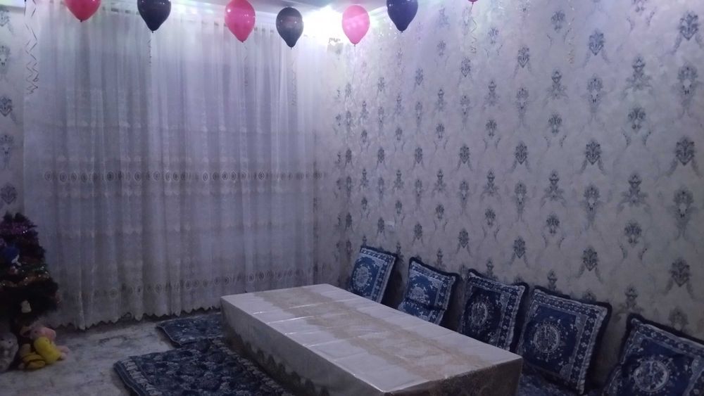 Срочно уй сотилади.