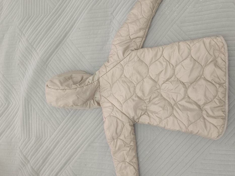 Осенняя стёганая куртка для девочки