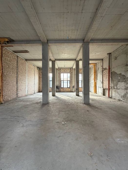 Жк "Узбегим" 432 кв.м нежилое помещение первая линия срочно Своя