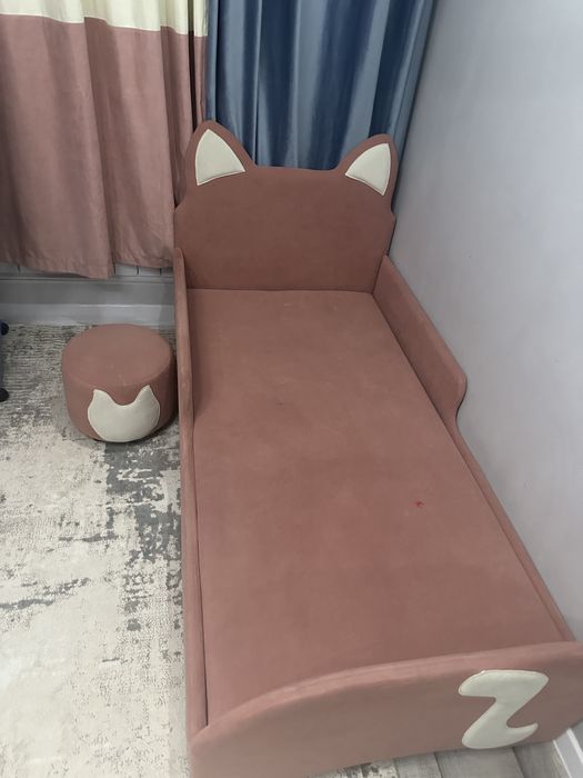 Кровать для девочки и взр