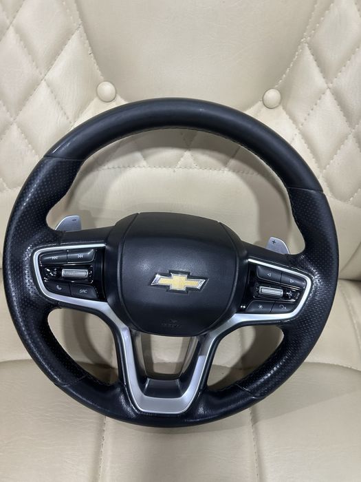 Rul cadillac top toza qirilmagan chizilmagan airbag bor teyilmagan