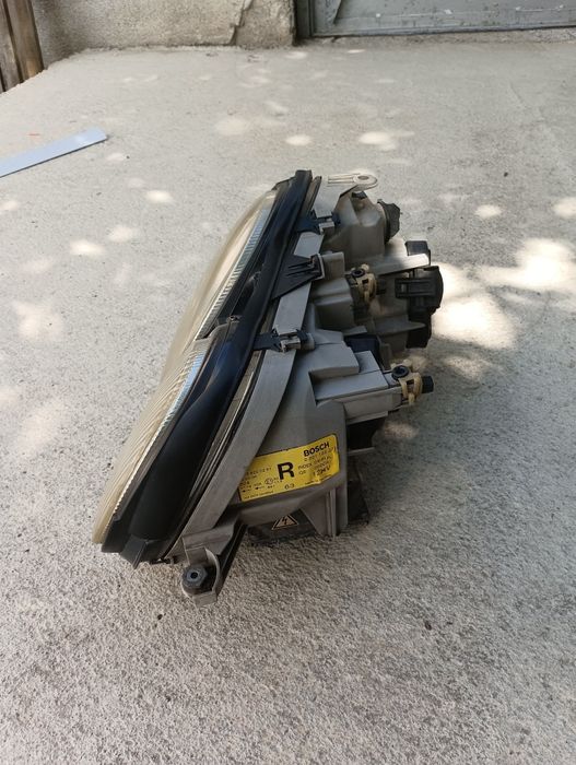 Десен фар за Мерцедес CL500 2003 г.