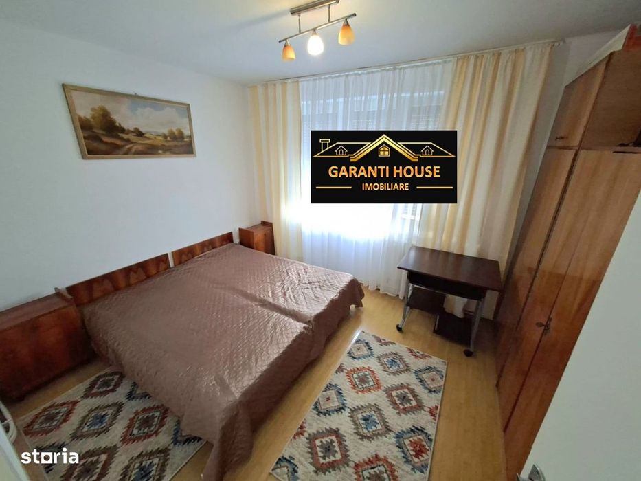 George Cosbuc, apartament cu 3 camere, semidecomandat, 320€/Luna