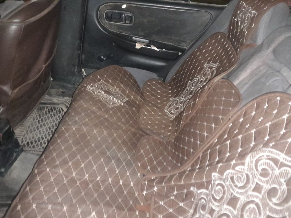 Ниссан примера...