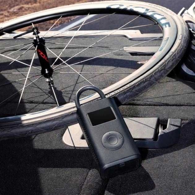 Насос Xiaomi Mi Portable Electric Air Compressor