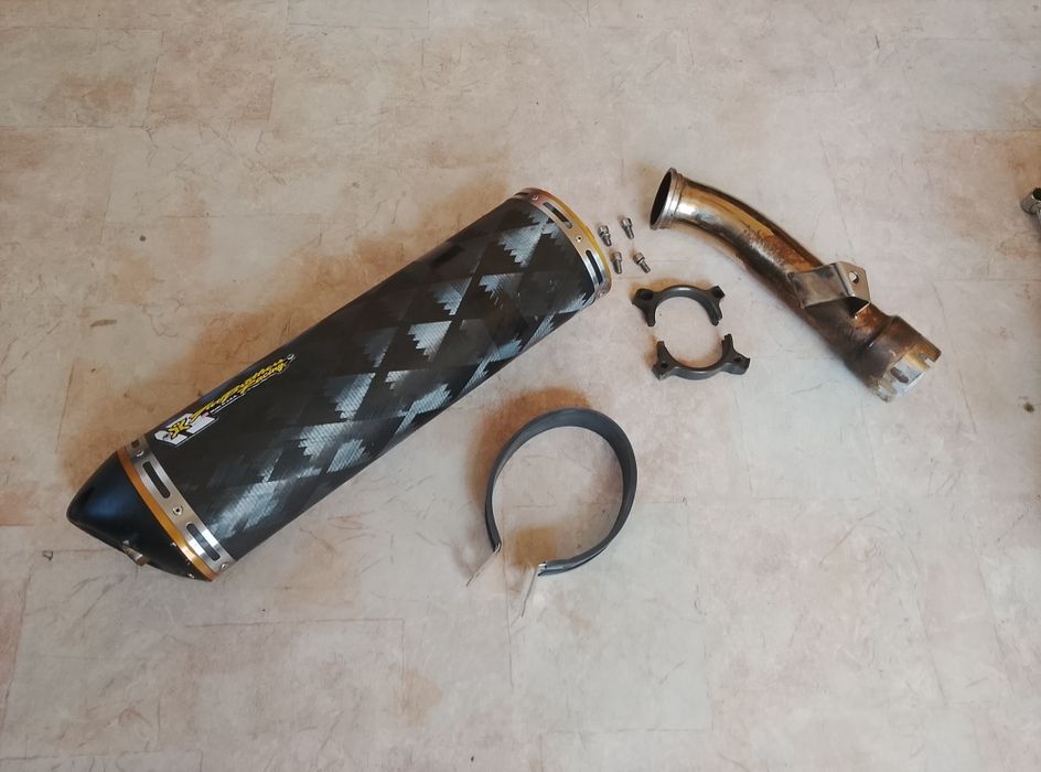 Yamaha FZ1 ауспух TwoBrothers Carbon