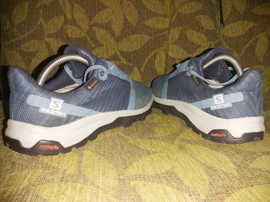 Дамски туристически обувки Salomon GTX