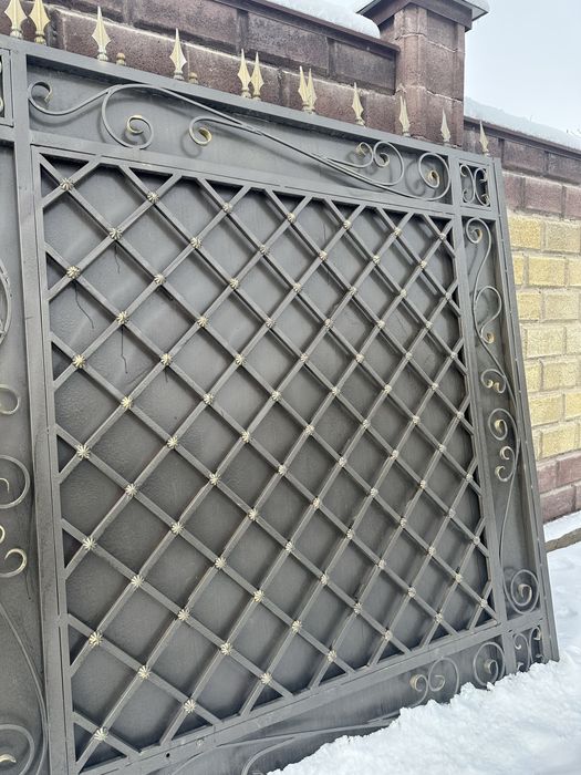 Продам б/у ворота