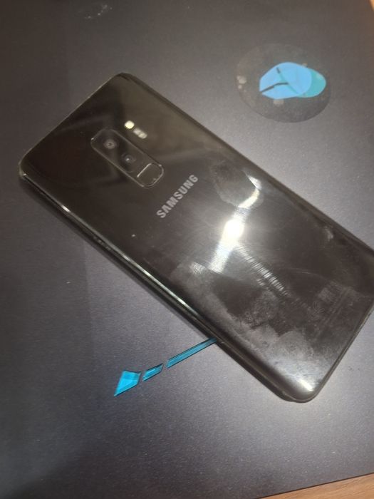 Продам Samsung s9 plus