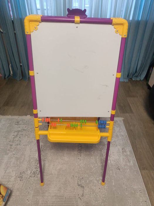 Продам детскую магнитную доску