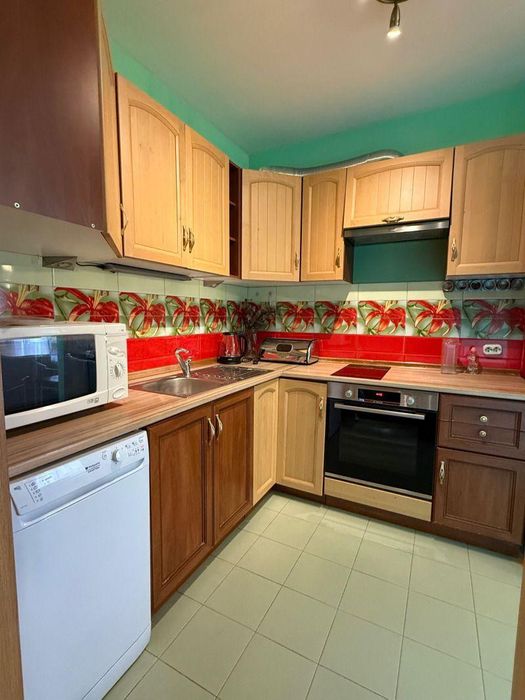 Тристаен, под наем, ж.к Овча Купел