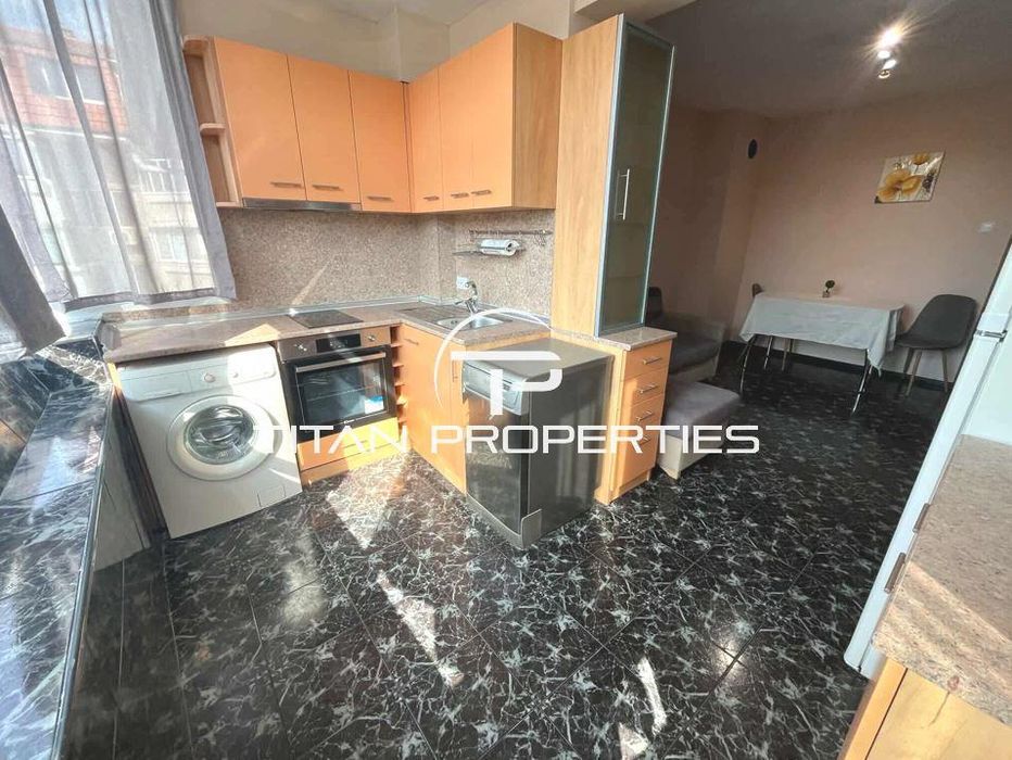 Дава се под наем Двустаен апартамент в Варна, Конфуто - 60 кв.м за 460 € - Снимка #1