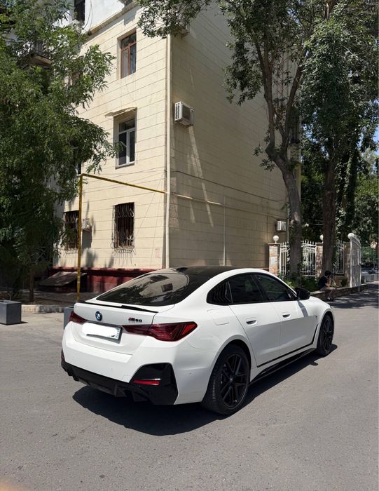 Bmw i4 M bodykid