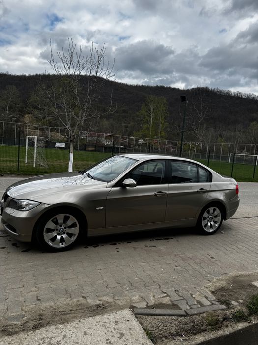 BMW E90 320d 177cp