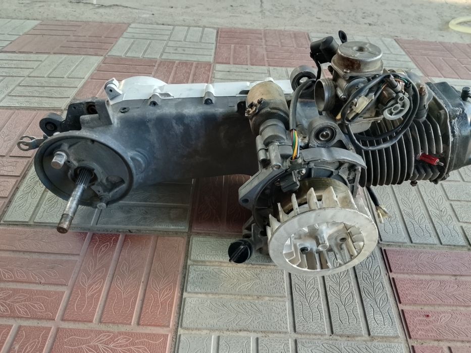 Продам мотор от м8